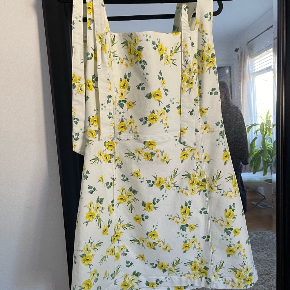 NWT Alicia + Olivia dress